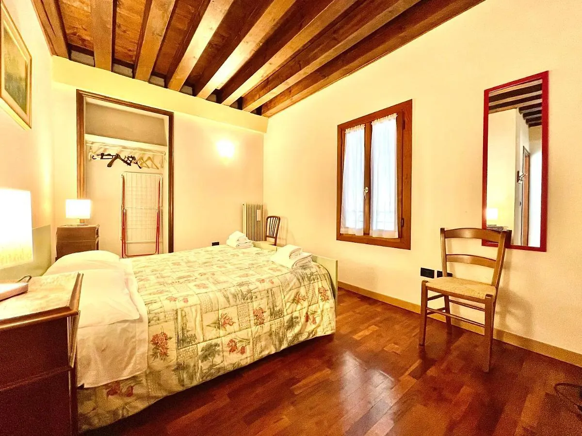 Farm stay Alla Barchessa Di Villa Querini Preganziol