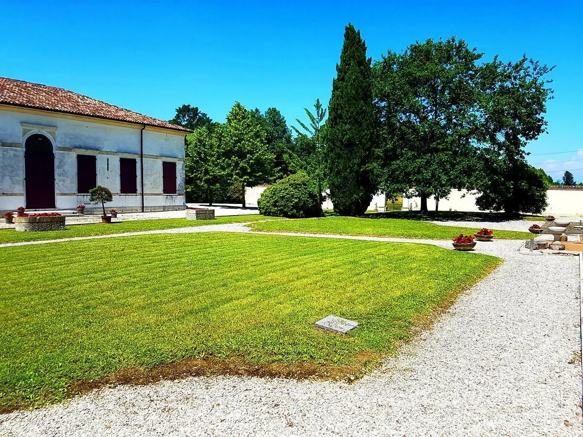 Alla Barchessa Di Villa Querini Preganziol 0*,  Italy
