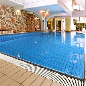 hotel-riz-ferrari.emilia-romagnahotels.net/