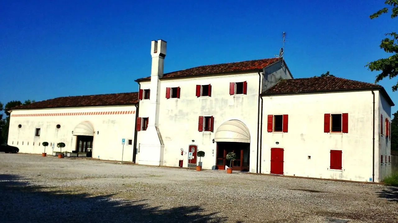 Alla Barchessa di Villa Querini Preganziol 0*,